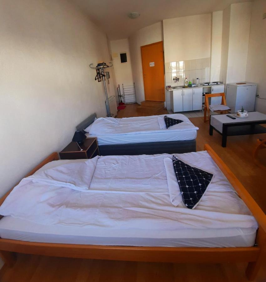 Guest House Gina Ohrid Eksteriør billede
